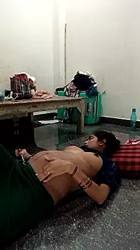 Guriya0076 online show from 09/18/25, 11:18