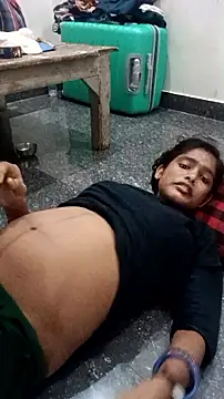 Guriya0076 online show from 09/29/25, 04:23