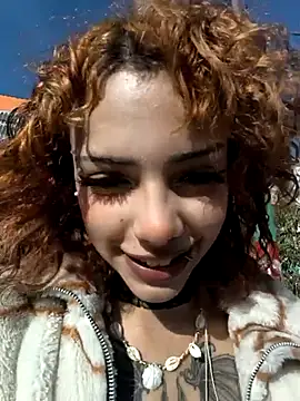 Snapshot of U-Upaaita chatting on 04/07/26, 09:37 U-Upaaita online show from 04/07/26, 09:37