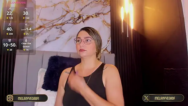 MelanyVegas online show from 09/25/25, 08:18