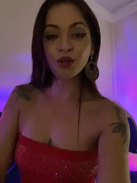 Snapshot of TayllorSweet_ chatting on 06/19/26, 01:21 TayllorSweet online show from 06/19/26, 01:21