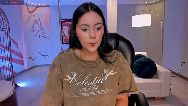 AmbarJames  online show from 10/08/25, 10:35