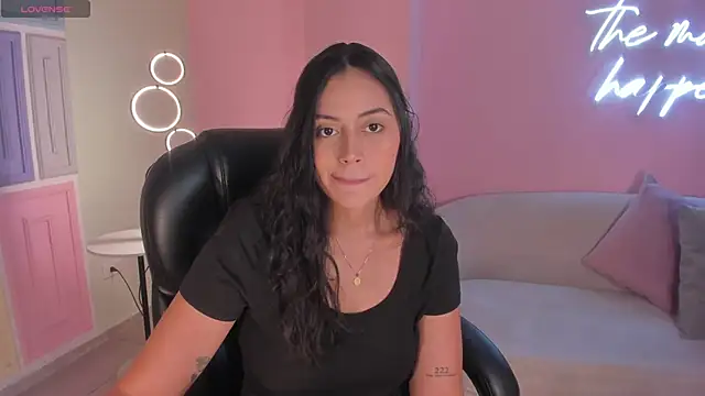 AmbarJames  online show from 06/10/26, 07:13