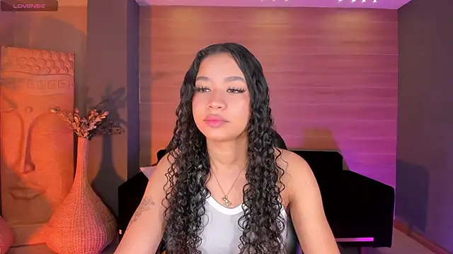 SophieHouston  online show from 10/22/25, 04:35