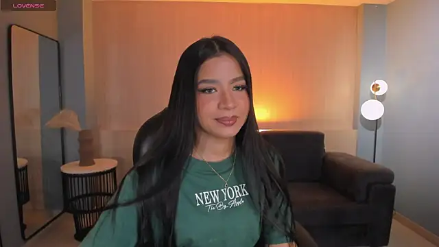 SophieHouston  online show from 06/02/26, 02:35