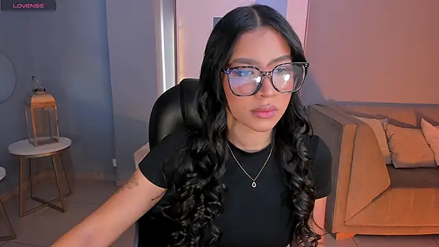 SophieHouston  online show from 06/13/26, 02:31