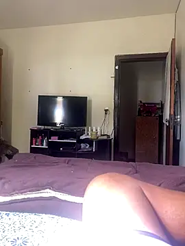 Snapshot of PIROCAGG21 chatting on 11/13/25, 06:18 PIROCAGG21 online show from 11/13/25, 06:18