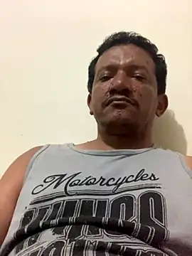 Snapshot of PIROCAGG21 chatting on 12/03/25, 10:19 PIROCAGG21 online show from 12/03/25, 10:19