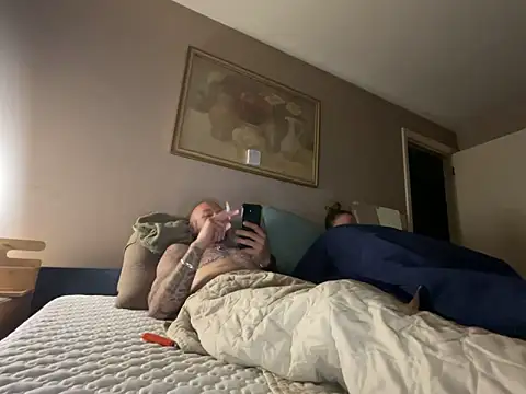 Snapshot of curis4270panda chatting on 10/12/25, 02:10 curis4270panda online show from 10/12/25, 02:10