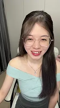 Qianqian-888 online show from 11/15/25, 12:52