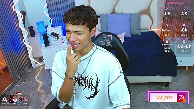 Ette tay online show from 11/28/25, 03:09