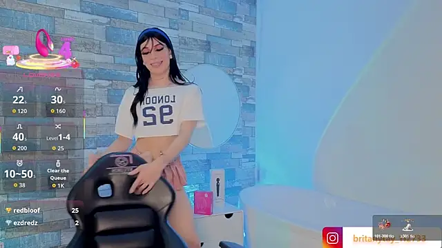 boyfox tay online show from 11/28/25, 03:42