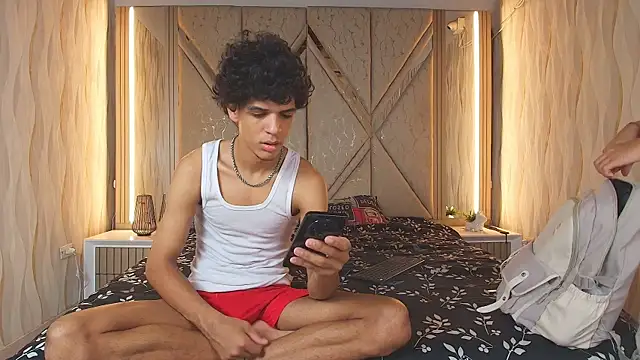 Hotcouple 222 online show from 06/09/26, 01:23