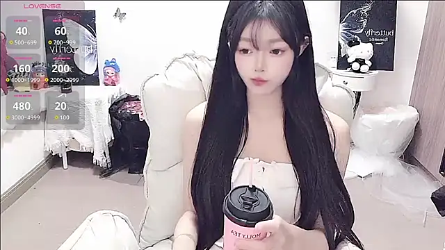 -EEBABY online show from 06/03/26, 01:14