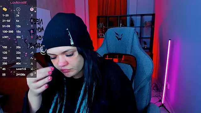 Snapshot of MaryHarrys chatting on 11/25/25, 02:55 MaryHarrys online show from 11/25/25, 02:55