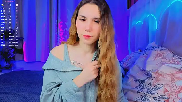 Snapshot of -CindyLou chatting on 10/11/25, 08:07 -CindyLou online show from 10/11/25, 08:07