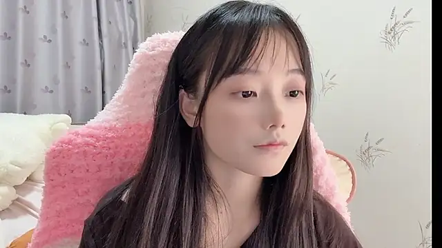 Snapshot of puppy-999 chatting on 11/01/25, 01:57 puppy-999 online show from 11/01/25, 01:57