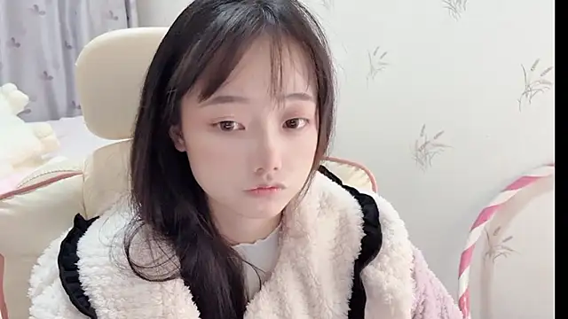 Snapshot of puppy-999 chatting on 11/12/25, 01:22 puppy-999 online show from 11/12/25, 01:22