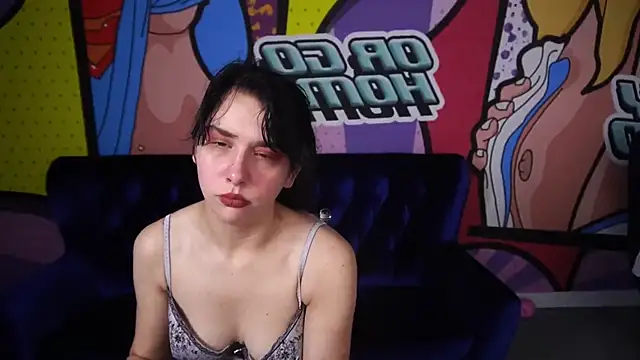 Snapshot of LiviaShy chatting on 12/04/25, 08:28 LiviaShy online show from 12/04/25, 08:28