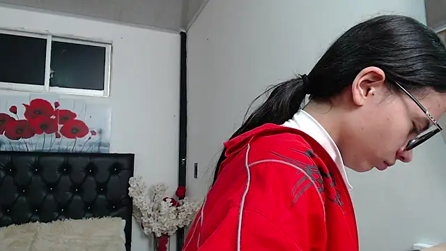 pinky f00x online show from 05/02/26, 07:19