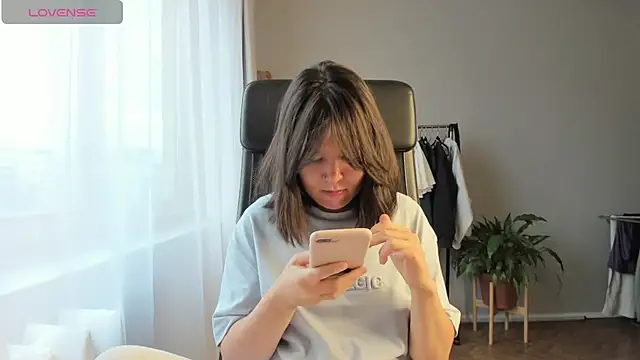 Jane Q online show from 09/17/25, 09:11