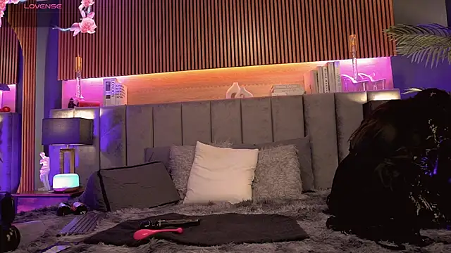 Angelina Dior online show from 07/21/26, 04:20