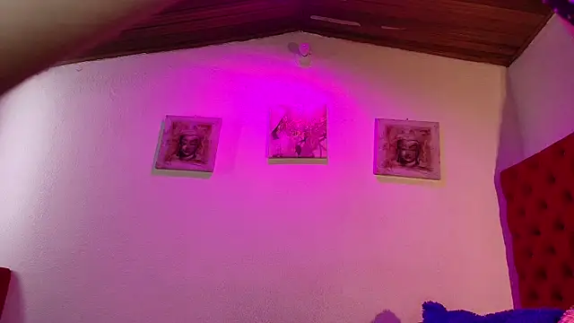 Victoria Thompson1 online show from 10/08/25, 08:39