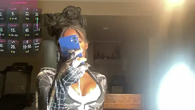 Snapshot of maskedgirl5005 chatting on 10/03/25, 08:17 maskedgirl5005 online show from 10/03/25, 08:17