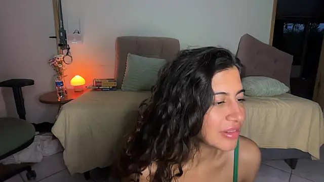 deusaludovica online show from 06/26/26, 08:57
