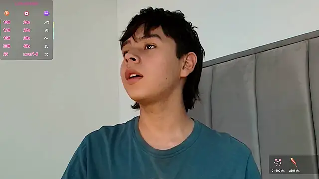 Snapshot of nico_leroy chatting on 10/02/25, 07:43 nico leroy online show from 10/02/25, 07:43