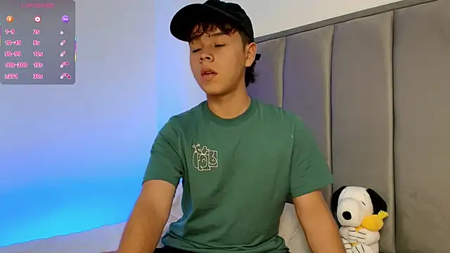 Snapshot of nico_leroy chatting on 10/08/25, 10:40 nico leroy online show from 10/08/25, 10:40