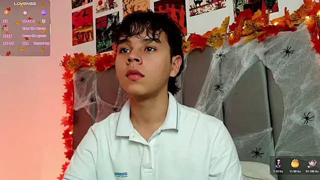 Snapshot of nico_leroy chatting on 10/18/25, 07:36 nico leroy online show from 10/18/25, 07:36