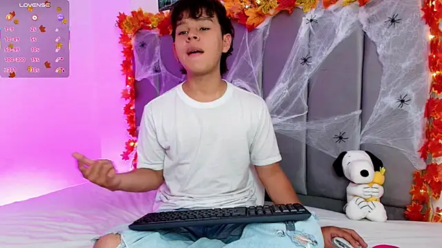 Snapshot of nico_leroy chatting on 10/20/25, 07:36 nico leroy online show from 10/20/25, 07:36