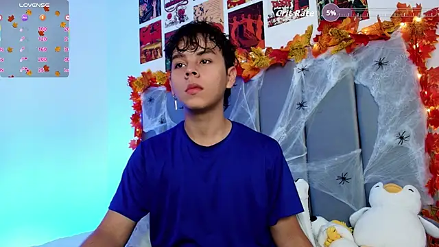 Snapshot of nico_leroy chatting on 10/25/25, 08:03 nico leroy online show from 10/25/25, 08:03