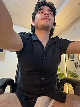 Snapshot of Elian_savoy chatting on 11/10/25, 11:59 Elian savoy online show from 11/10/25, 11:59