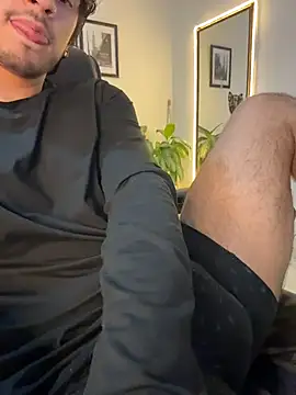 Snapshot of Elian_savoy chatting on 11/12/25, 11:47 Elian savoy online show from 11/12/25, 11:47