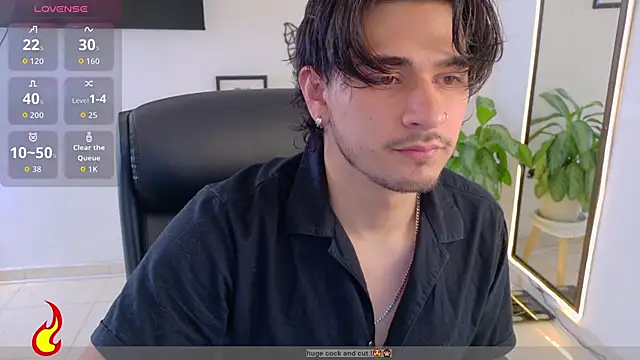 Snapshot of Elian_savoy chatting on 11/23/25, 04:29 Elian savoy online show from 11/23/25, 04:29