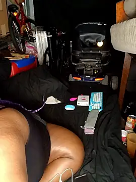Snapshot of Thickkemzz41 chatting on 01/10/26, 03:08 Thickkemzz41 online show from 01/10/26, 03:08