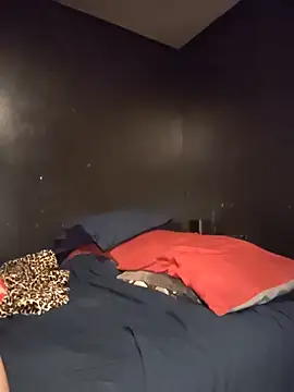 Snapshot of butterflykhash89 chatting on 12/15/25, 05:34 butterflykhash89 online show from 12/15/25, 05:34