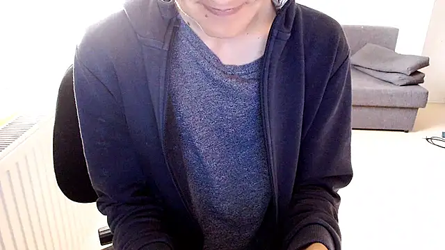 BerillyMoon online show from 09/12/25, 05:29