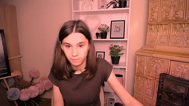 Snapshot of RosaRay_ chatting on 06/04/26, 07:03 RosaRay online show from 06/04/26, 07:03