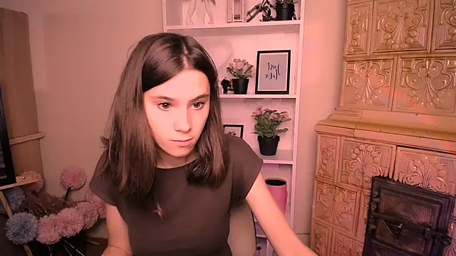 Snapshot of RosaRay_ chatting on 06/05/26, 06:31 RosaRay online show from 06/05/26, 06:31