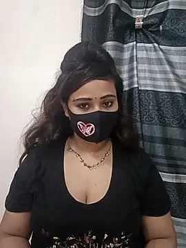 Snapshot of Mow_955 chatting on 10/02/25, 06:37 Mow 955 online show from 10/02/25, 06:37