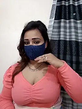 Snapshot of Mow_955 chatting on 10/07/25, 06:49 Mow 955 online show from 10/07/25, 06:49