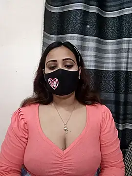 Snapshot of Mow_955 chatting on 10/23/25, 07:45 Mow 955 online show from 10/23/25, 07:45