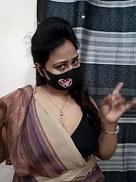 Snapshot of Mow_955 chatting on 10/28/25, 06:32 Mow 955 online show from 10/28/25, 06:32