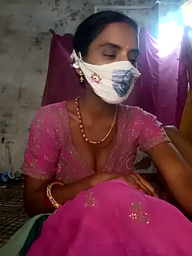 Snapshot of Babhi_Love chatting on 09/20/25, 08:10 Babhi Love online show from 09/20/25, 08:10