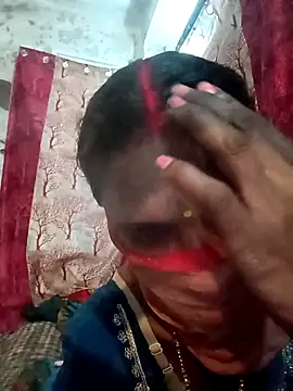 Snapshot of Babhi_Love chatting on 09/25/25, 05:27 Babhi Love online show from 09/25/25, 05:27