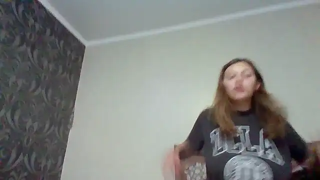 Baby Mon online show from 10/10/25, 04:44