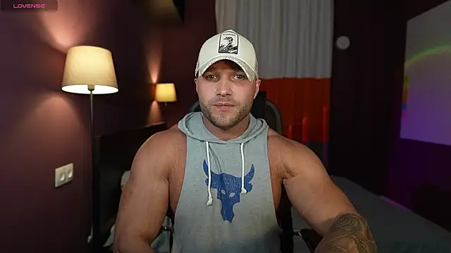 RikAdlerr online show from 05/13/26, 02:58